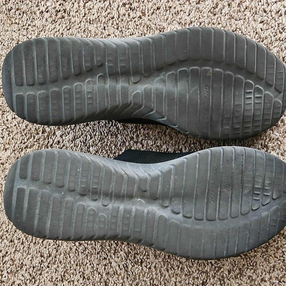 Skechers Men's Black Slip-On Sneakers Stretch Fit - Picture 7 of 7